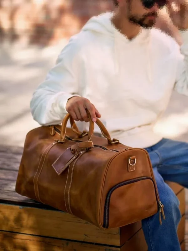 Leather Weekender Travel Bag With Shoe Compartment | Wholesale Custom Logo - Image 3