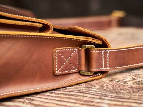 Handmade Leather Messenger Bag |Men's Leather Bags Supplier - Image 12
